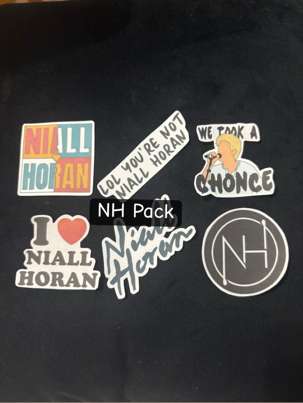 Niall Horan Sticker Packs - Picture 6 of 13